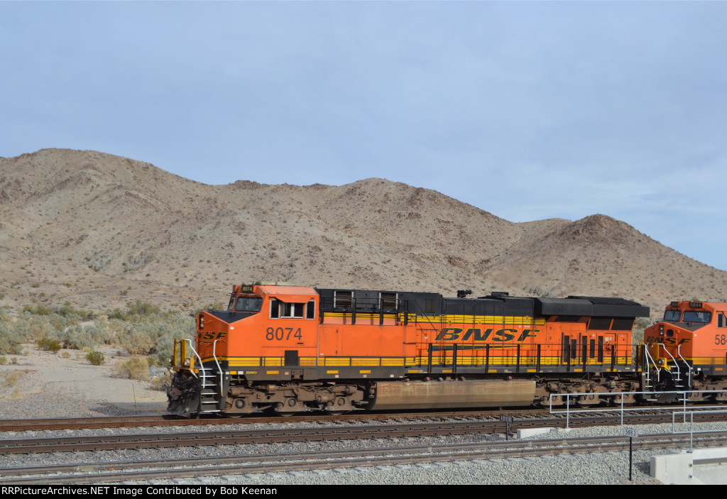 BNSF 8074